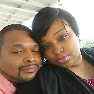 Meet your Posher, Dominique